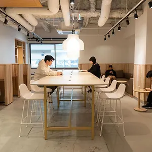  호스텔 Hotel Plus Hostel Sapporo 일본