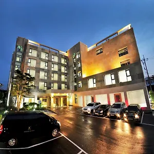 Hotel Black Sands ****